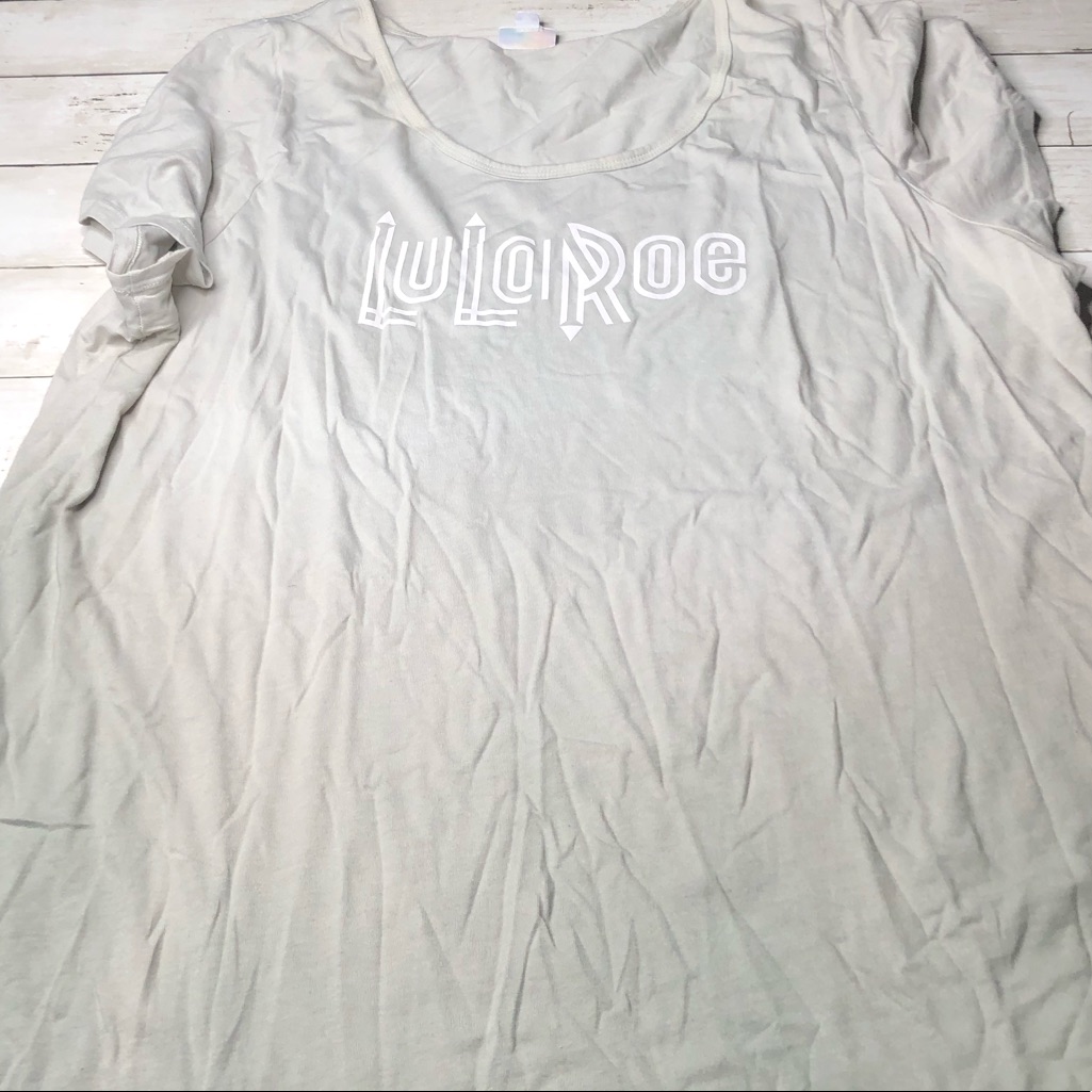 Lularoe Basic Classic T